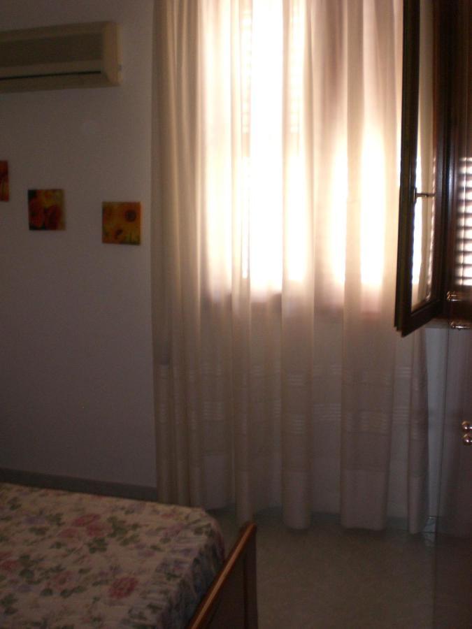 Casa Vacanza Spiaggia Praia Favignana Exterior foto
